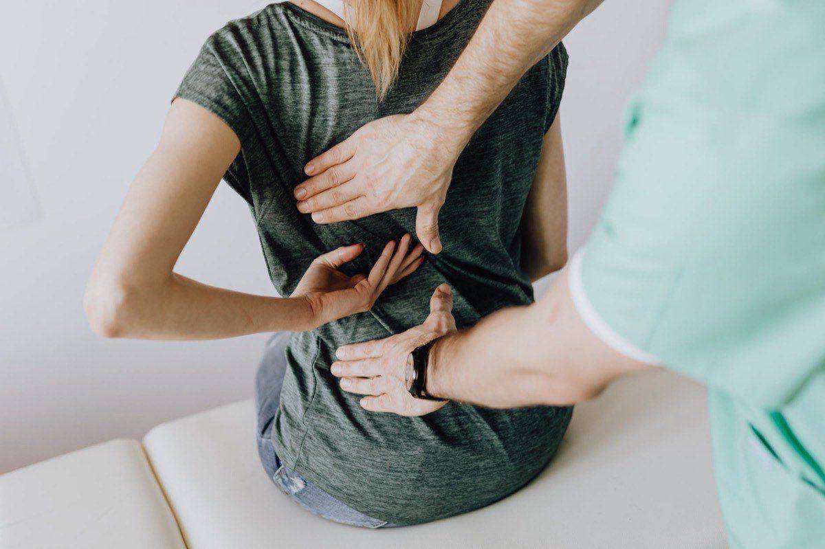 Should You See a PT or a Doctor First for New Pain? A Reno Guide